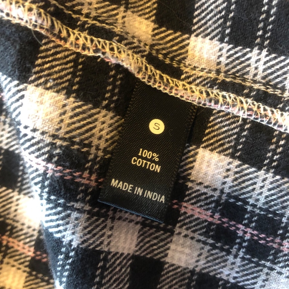 Plaid Button Up Vest - Picture 6 of 6
